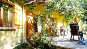 Romantic cottage in the Ardeche with free WiFi and TV